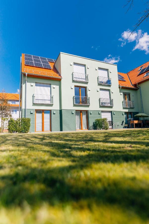 Stadt-Appartement Work & Travel Билефелд Екстериор снимка